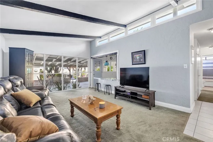 9655 Calmada Avenue, Whittier, California 90605