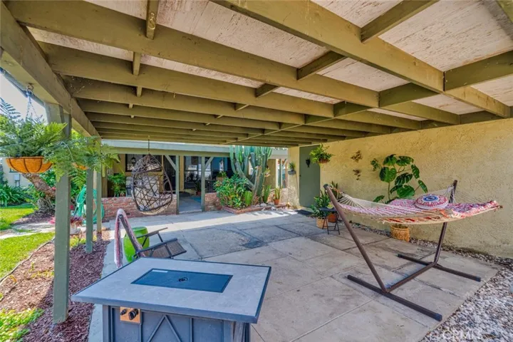 9655 Calmada Avenue, Whittier, California 90605