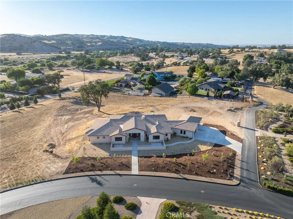 1410 Fire Rock, Templeton, California 93465 home-pic-63