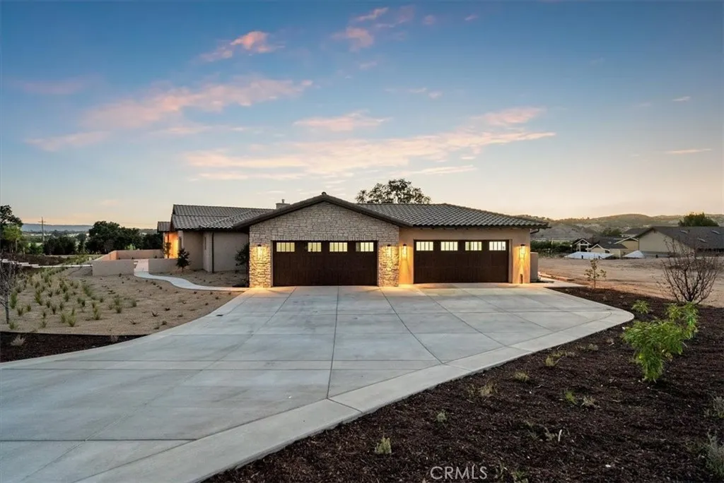 1410 Fire Rock, Templeton, California 93465 home-pic-55