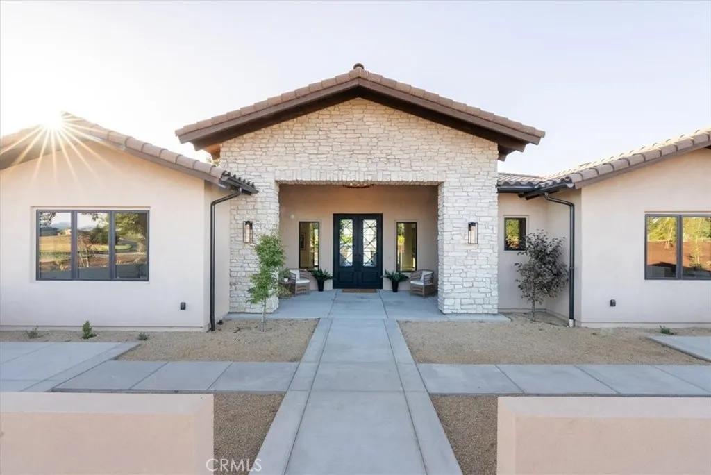 1410 Fire Rock, Templeton, California 93465 home-pic-3