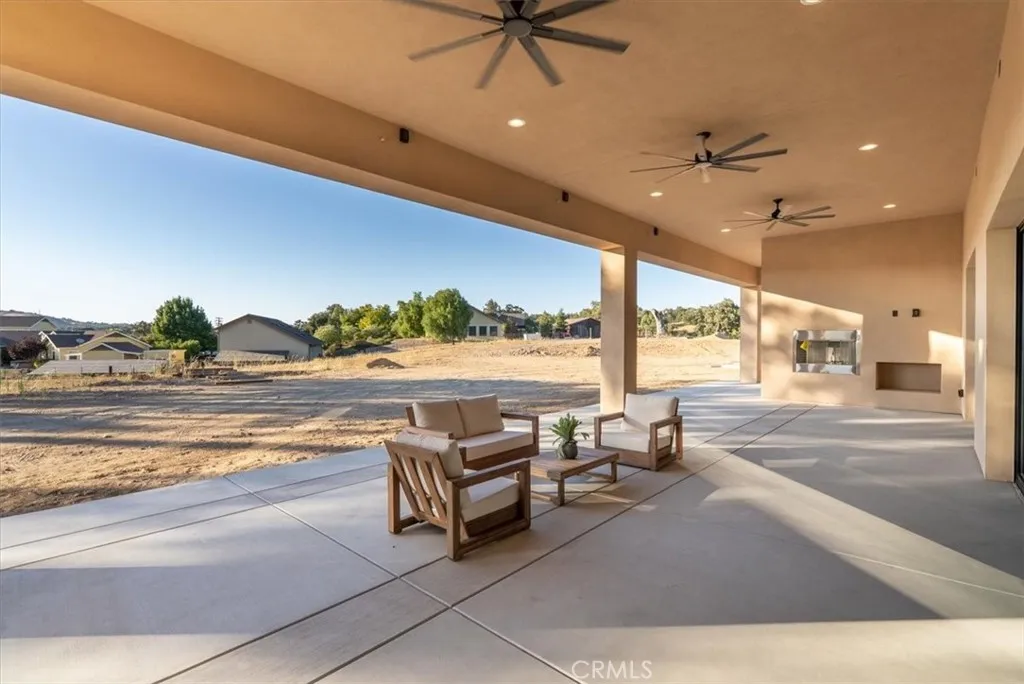 1410 Fire Rock, Templeton, California 93465 home-pic-52