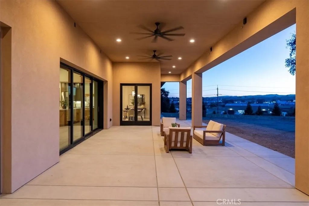 1410 Fire Rock, Templeton, California 93465 home-pic-47
