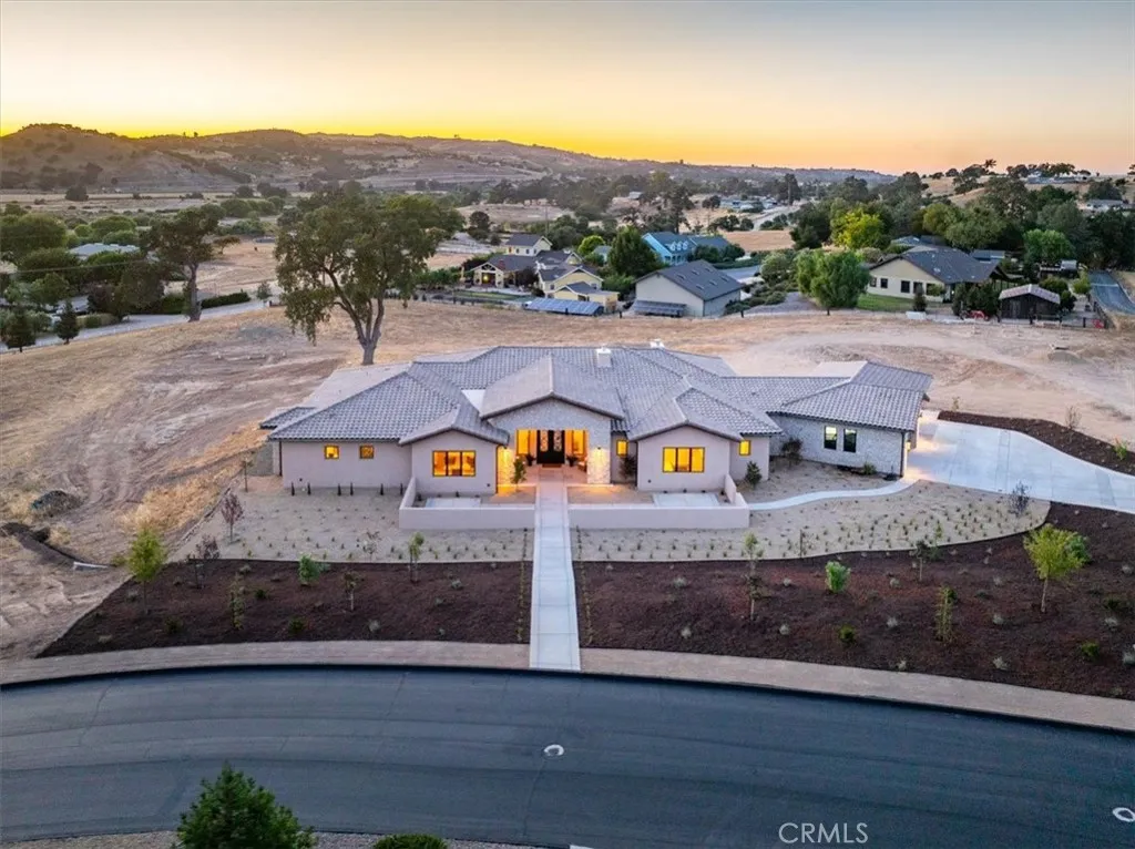 1410 Fire Rock, Templeton, California 93465 home-pic-59