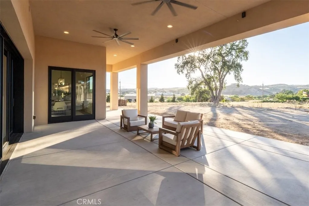 1410 Fire Rock, Templeton, California 93465 home-pic-51