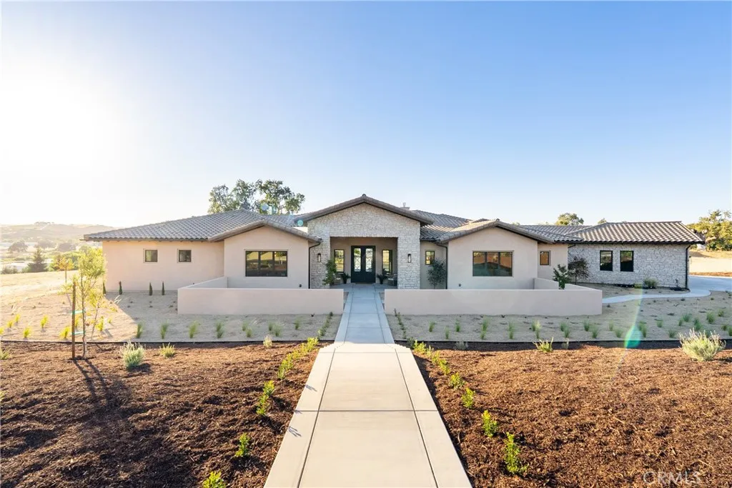 1410 Fire Rock, Templeton, California 93465 home-pic-64