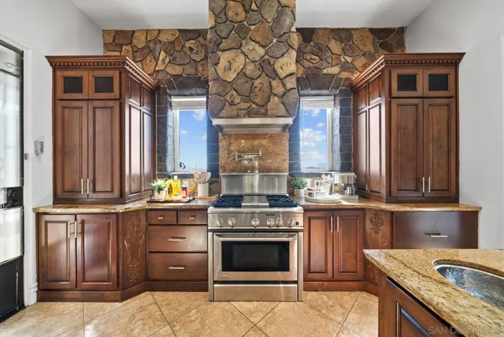 13170 Rancho Heights Rd, Pala, California 92059