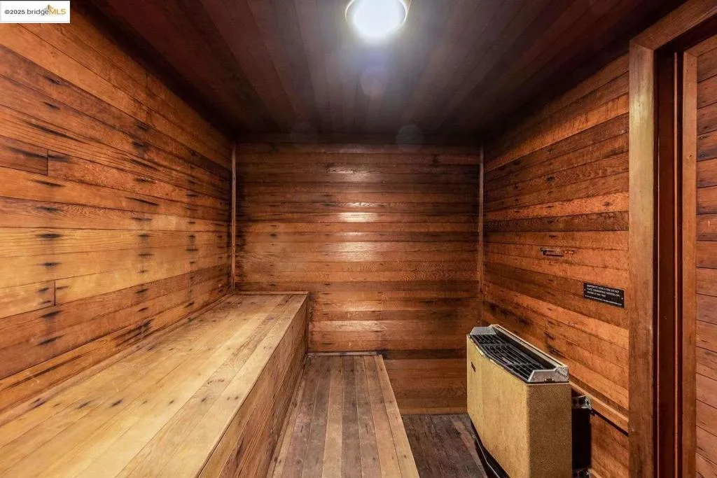 325 Kitty Hawk Rd Unit 207, Alameda, California 94501 home-pic-47