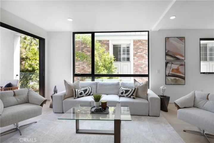 1361 Kelton Avenue 403, Los Angeles, California 90024
