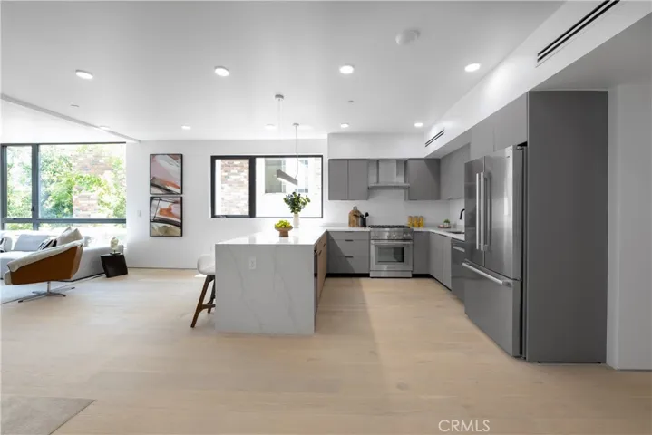 1361 Kelton Avenue 403, Los Angeles, California 90024