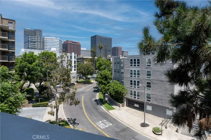 1361 Kelton Avenue 403, Los Angeles, California 90024