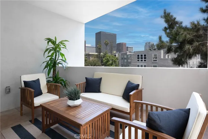 1361 Kelton Avenue 403, Los Angeles, California 90024
