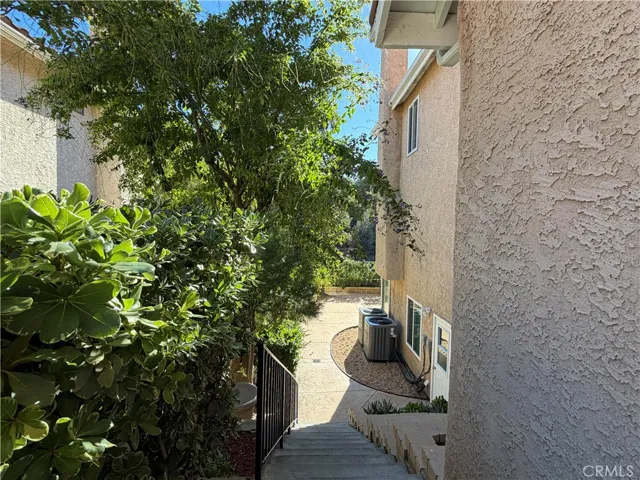 Side access for separate entrance
