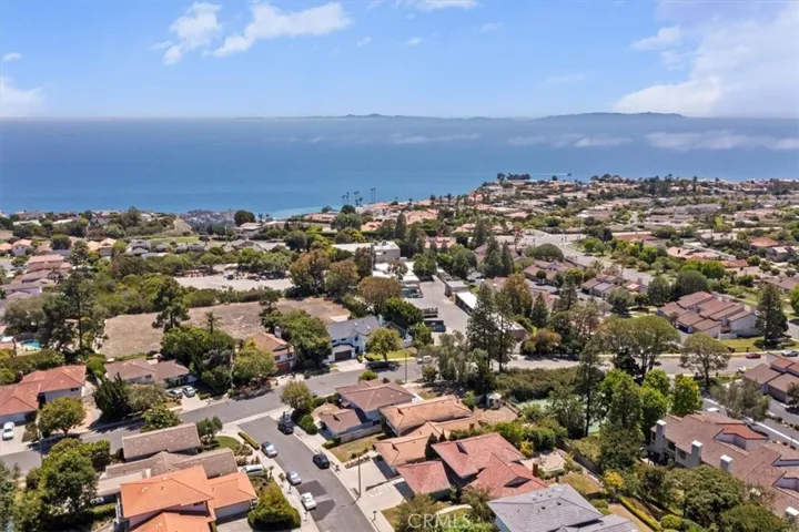 5832 Scotwood Drive, Rancho Palos Verdes, California 90275