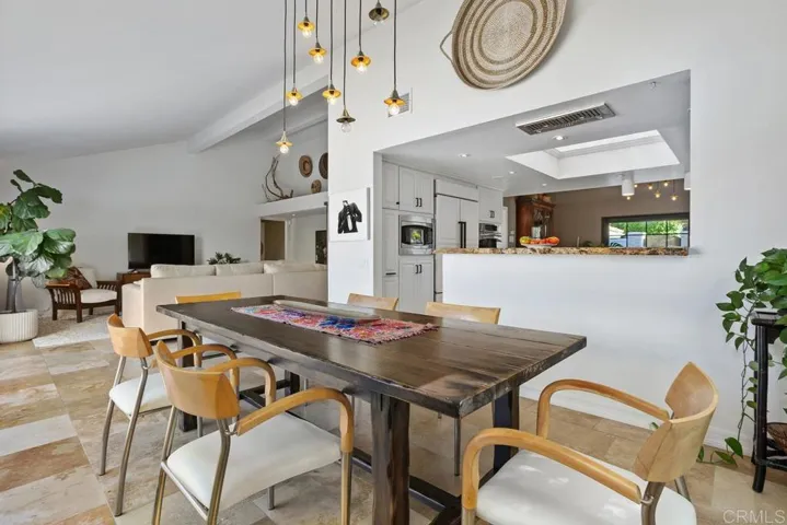 560 San Andres Dr., Solana Beach, California 92075