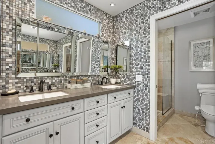 560 San Andres Dr., Solana Beach, California 92075
