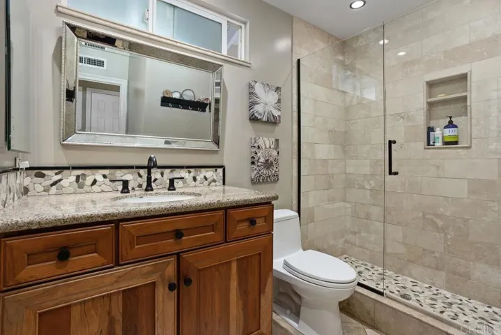 560 San Andres Dr., Solana Beach, California 92075