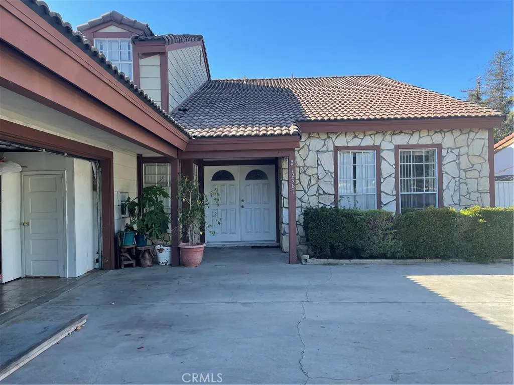 12967 Moorshire Drive, Cerritos, California 90703, 5 Bedrooms Bedrooms, ,3 BathroomsBathrooms,Residential,For Sale,Moorshire,RS25179761
