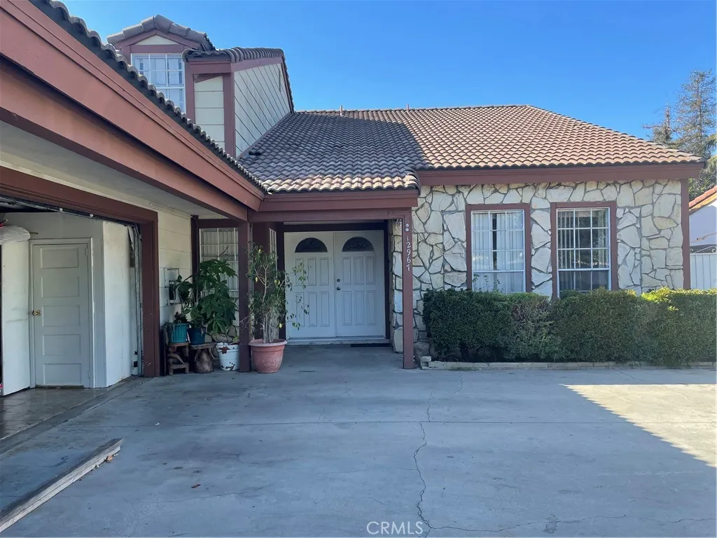 12967 Moorshire Drive, Cerritos, California 90703, 5 Bedrooms Bedrooms, ,3 BathroomsBathrooms,Residential,For Sale,Moorshire,RS25179761