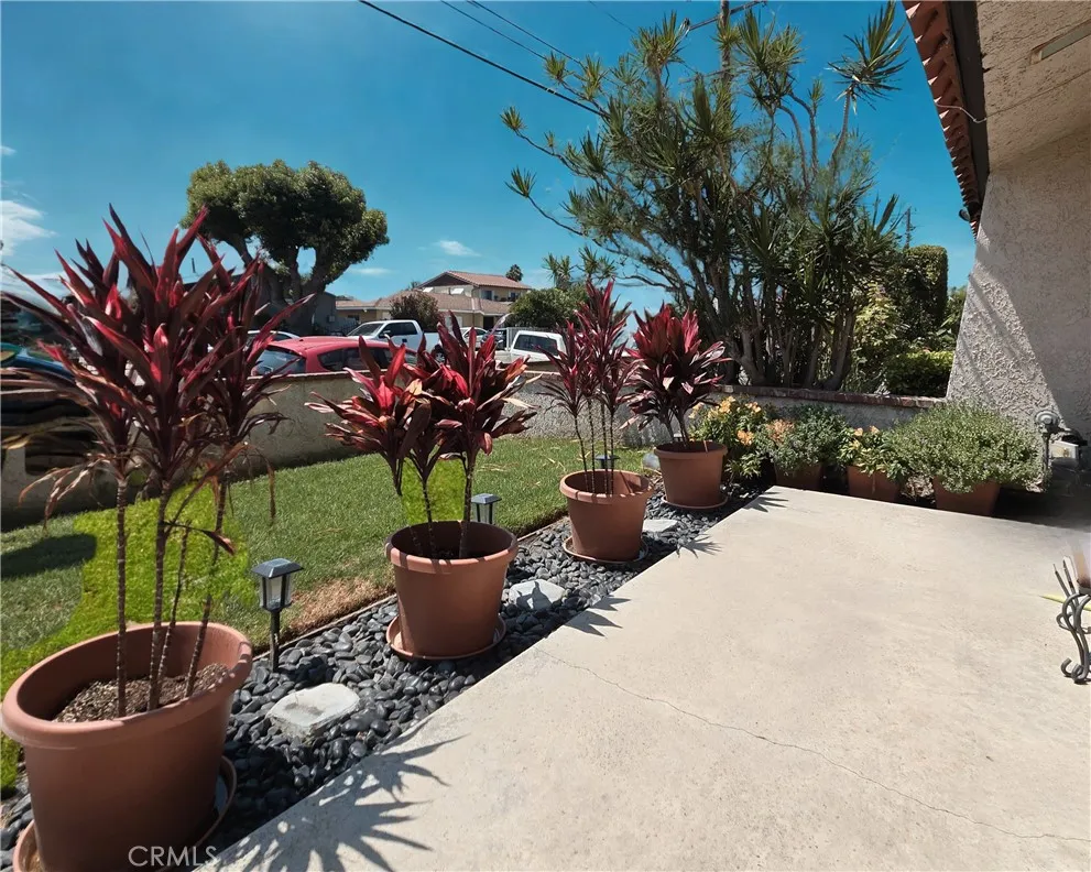 9133 Ramona Street 2, Bellflower, California 90706 home-pic-2