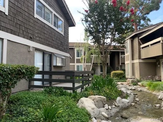 118 Streamwood, Irvine, California 92620