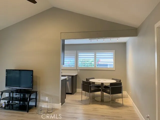118 Streamwood, Irvine, California 92620