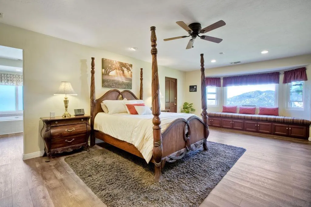 2064 Santa Margarita Dr., Fallbrook, California 92028 home-pic-27