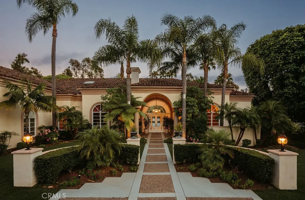 16727 Camino Sierra Del Sur Drive, Rancho Santa Fe, California 92625 home-pic-0