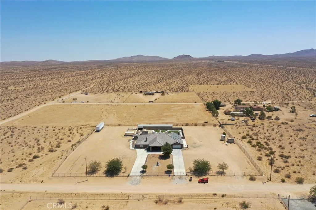 24625 Ledbury Road, Oro Grande, California 92368 home-pic-1