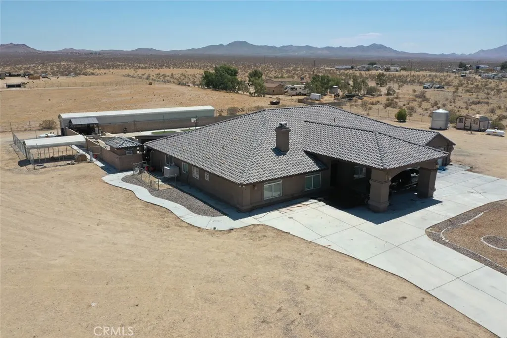 24625 Ledbury Road, Oro Grande, California 92368 home-pic-16
