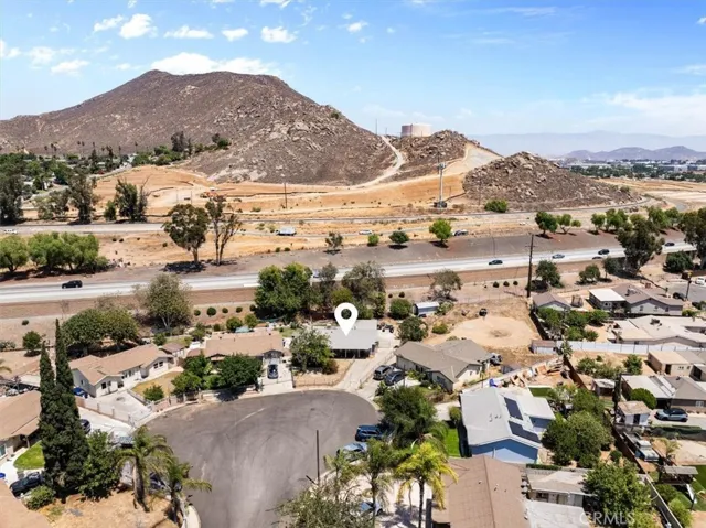 3350 Jennie Street, Jurupa Valley, California 92509