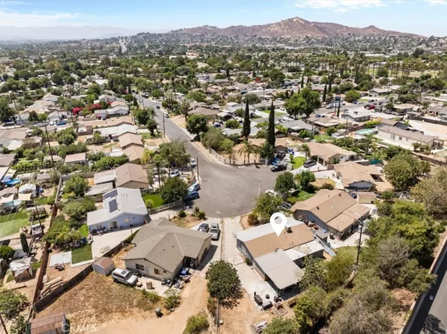 3350 Jennie Street, Jurupa Valley, California 92509