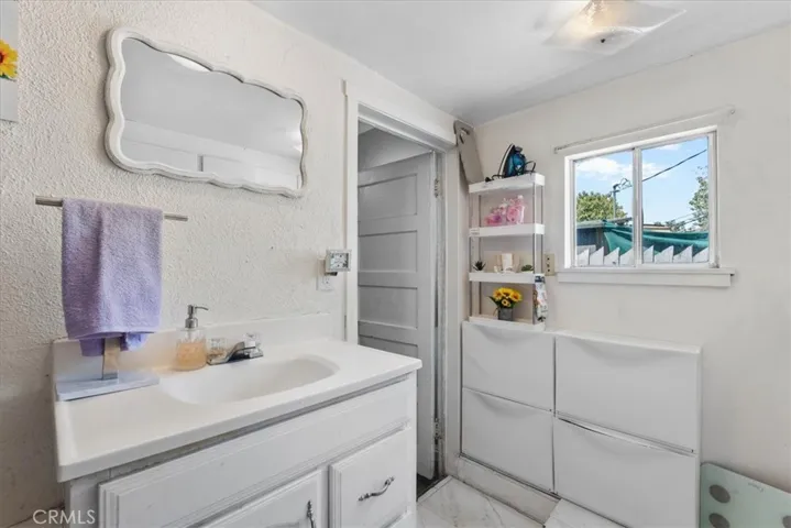 3350 Jennie Street, Jurupa Valley, California 92509