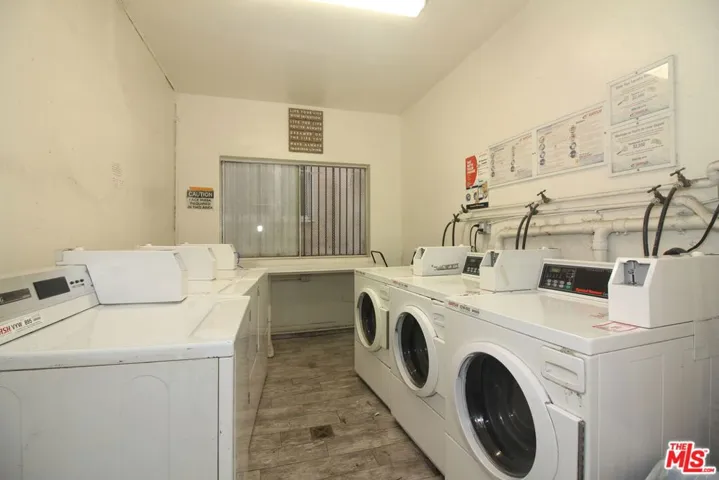 647 18th Street 316, Los Angeles, California 90015
