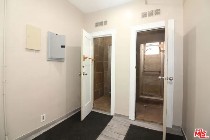 647 18th Street 316, Los Angeles, California 90015