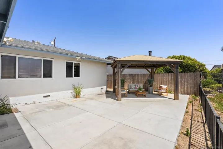 2122 March Pl, San Diego, California 92110