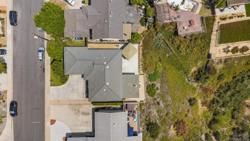 2122 March Pl, San Diego, California 92110