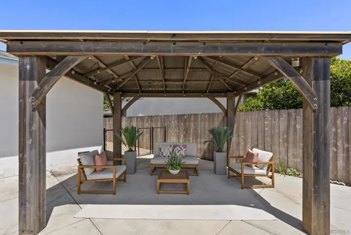 2122 March Pl, San Diego, California 92110