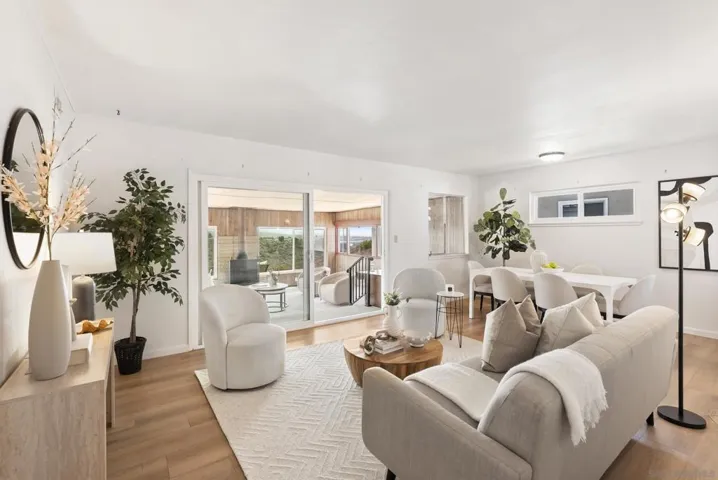 2122 March Pl, San Diego, California 92110