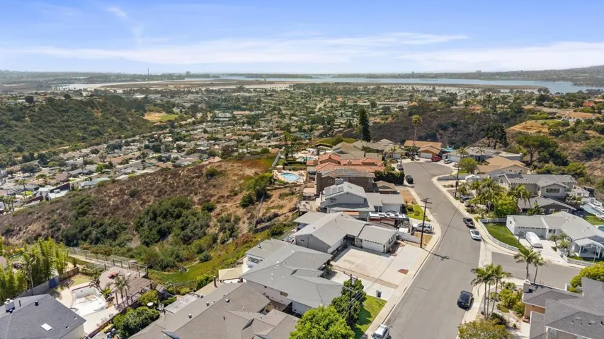 2122 March Pl, San Diego, California 92110