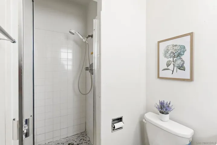 2122 March Pl, San Diego, California 92110