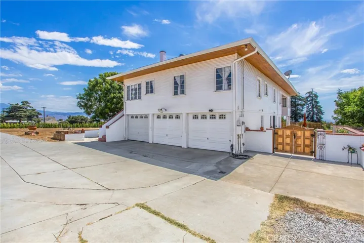 9643 Avienda San Timoteo, Cherry Valley, California 92223