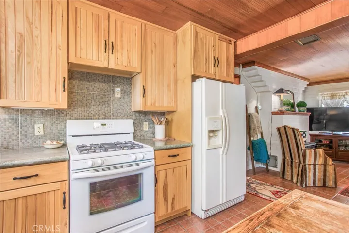 9643 Avienda San Timoteo, Cherry Valley, California 92223