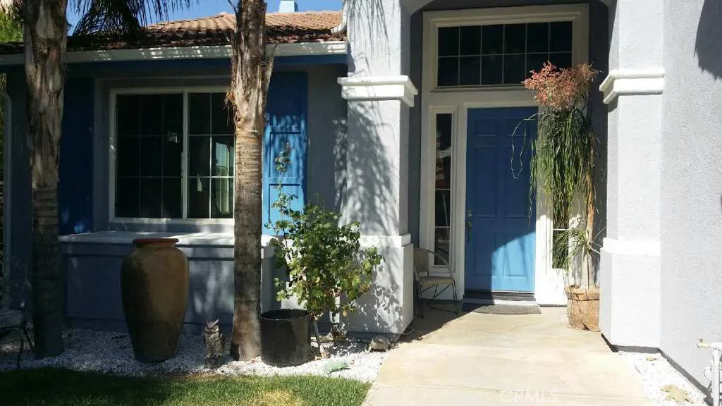 28195 Juniper Tree Lane, Menifee, California 92585 home-pic-1