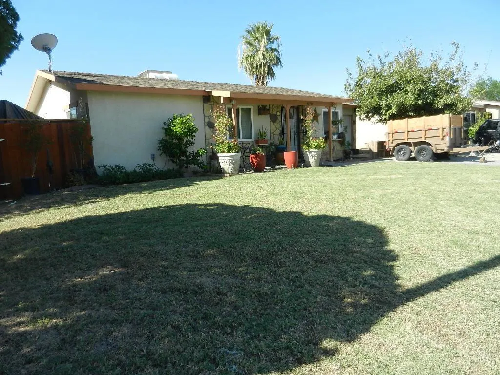 82129 Crest Avenue, Indio, California 92201 home-pic-3
