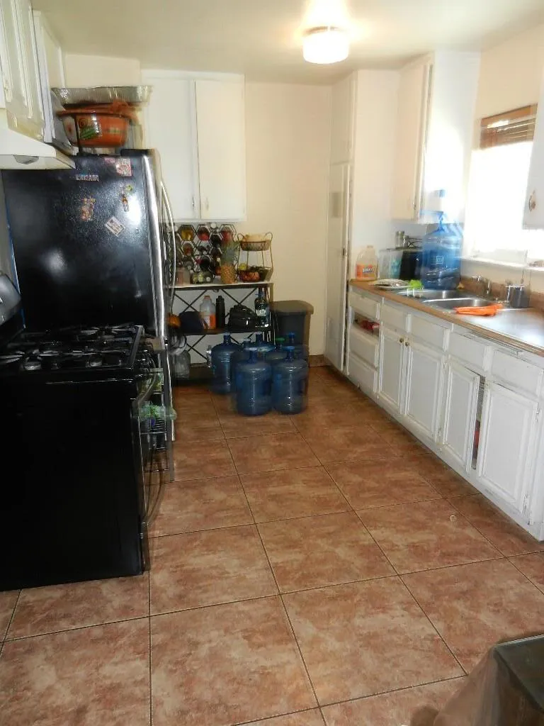 82129 Crest Avenue, Indio, California 92201 home-pic-4