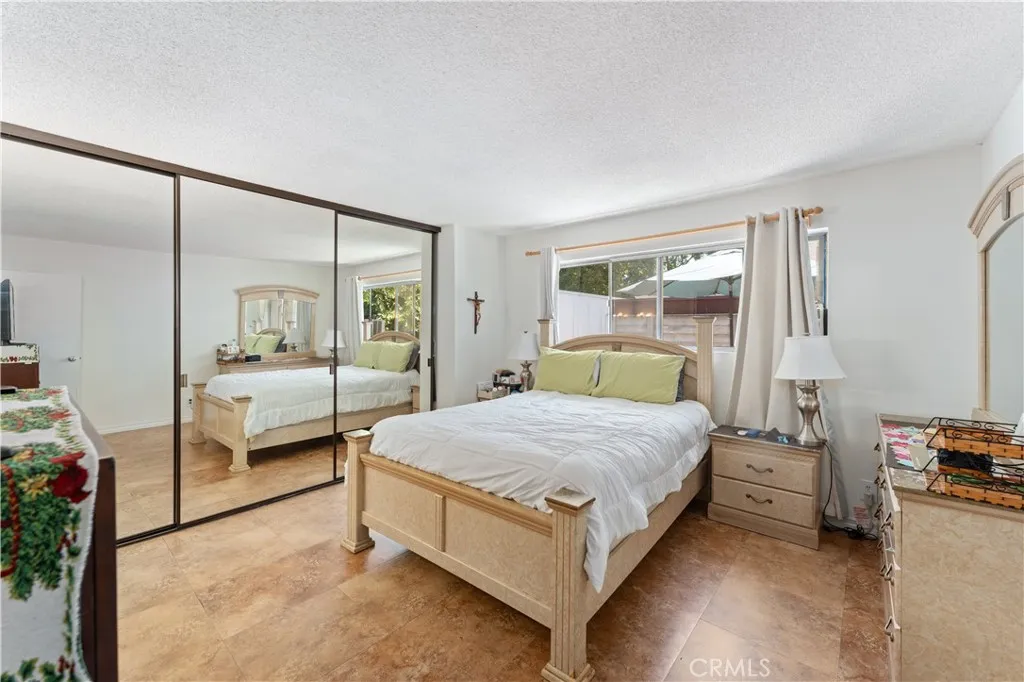 14802 Newport Avenue 18a, Tustin, California 92780 home-pic-10