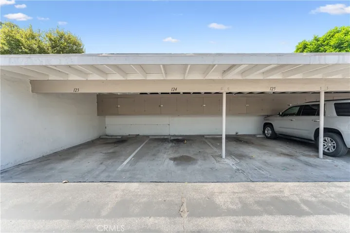 1 Covered Assigned parking spot #124