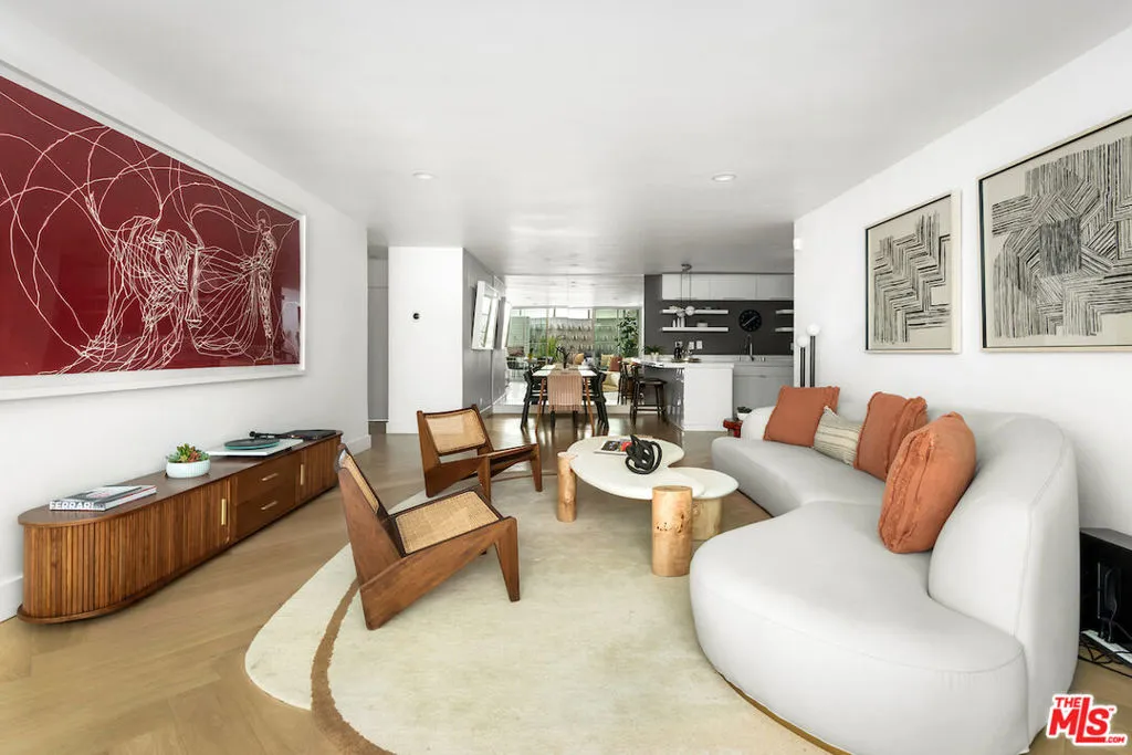 1400 N Sweetzer Avenue 106, West Hollywood, California 90069 home-pic-5