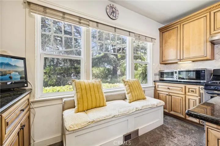 13621 Erwin Street, Van Nuys, California 91401